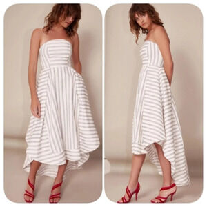 C/MEO Collective Moments Apart Strapless Gown Sz XL